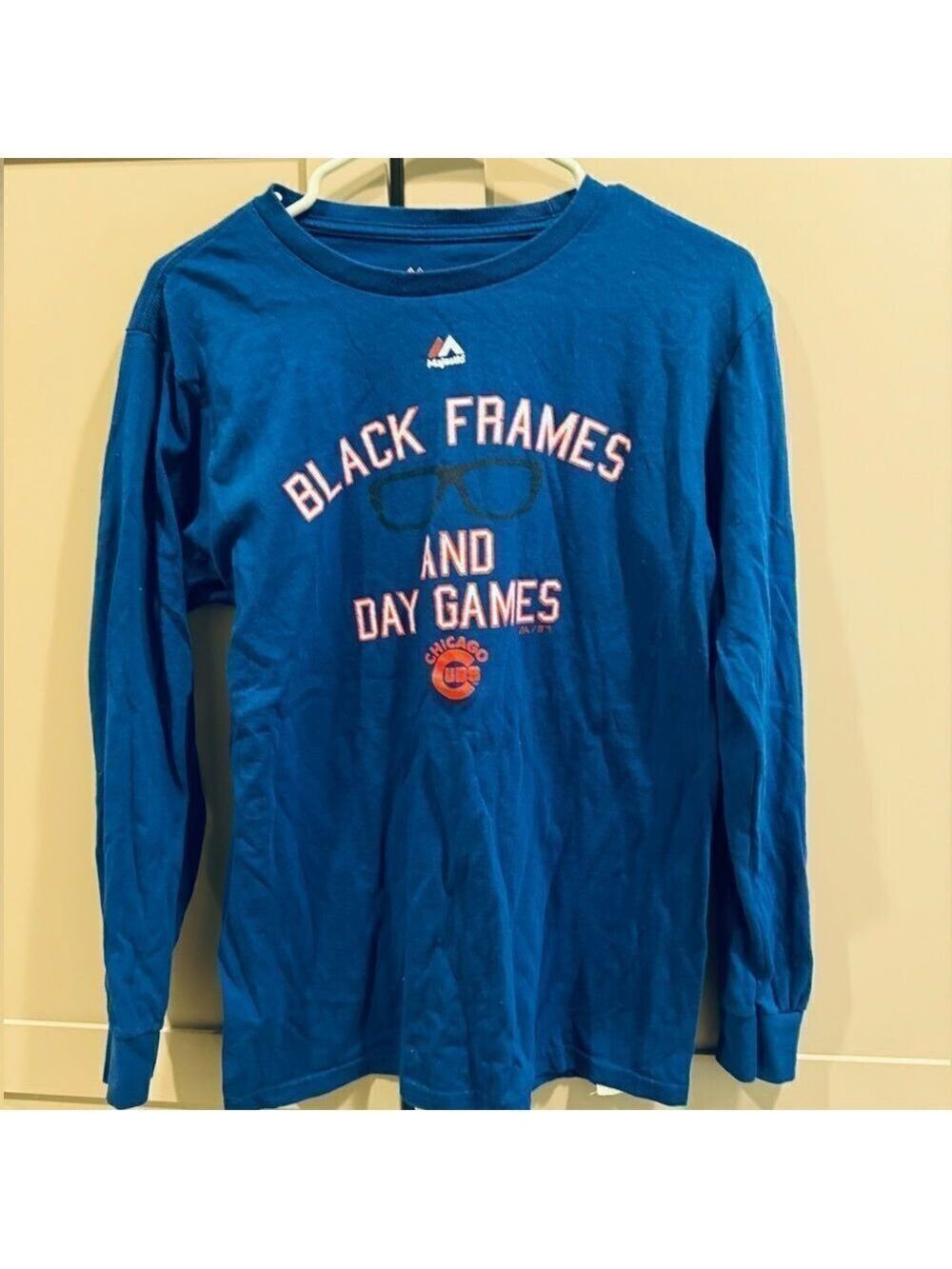 Cubs Harry Carey black frames shirt! Rare!